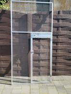 2 panelen met deur en voederplateau., Ophalen, Zo goed als nieuw, Aluminium, Volière