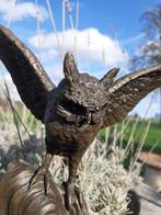 HIBOU EN BRONZE SIGNE SUR SOCLE (l'envol)., Enlèvement ou Envoi, Bronze