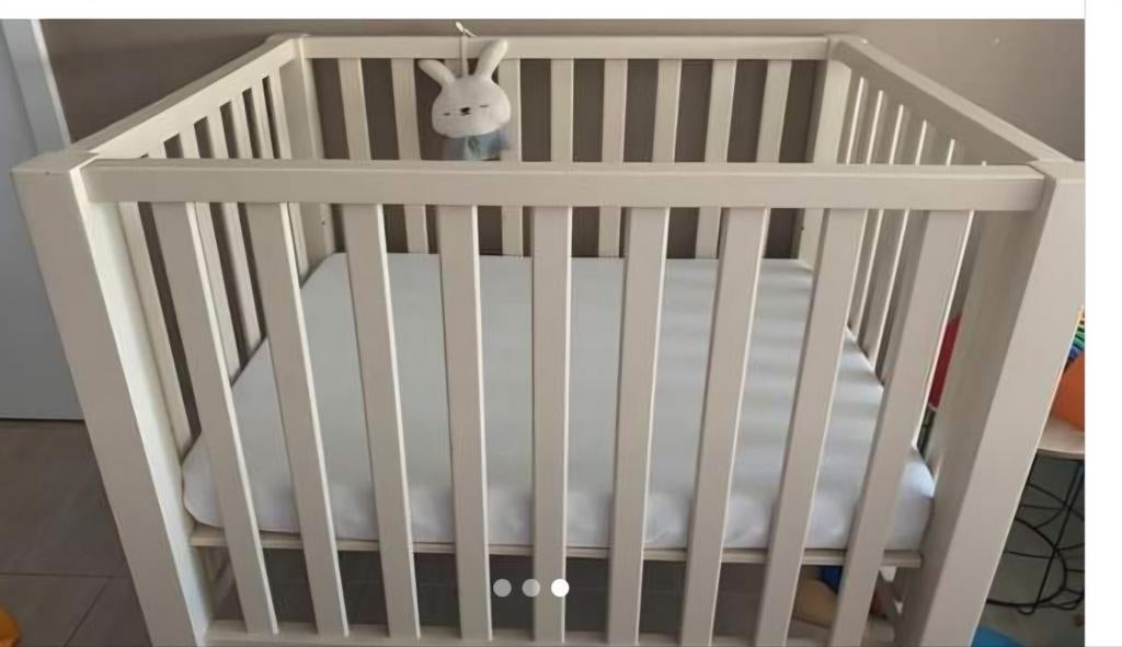 Beige park met bijpassende matras, Ophalen