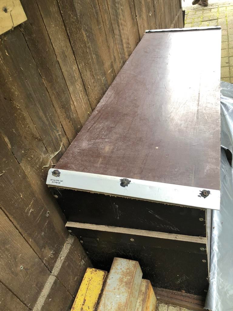 Houten getuigkoffer, Enlèvement, Utilisé