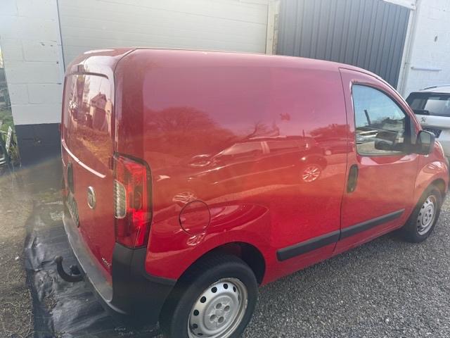 Fiat Fiorino Diesel Lichte Vracht! Ketting Gebroken!, Auto's, 4 deurs, Bedrijf, Grijs, Rood