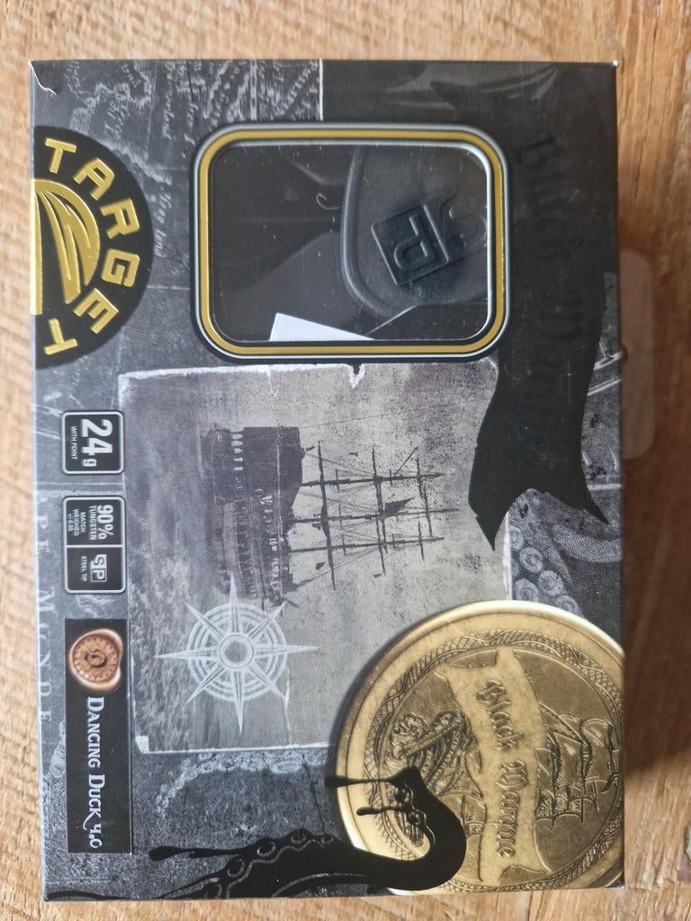 Target Japan Black Marquee Dancing Duck G4 swiss point 90pct, Sport en Fitness, Darts, Ophalen of Verzenden, Zo goed als nieuw