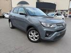 Ssang Yong Tivoli 1200 cc à essence, Autos, SsangYong, Argent ou Gris, Achat, Entreprise, Boîte manuelle