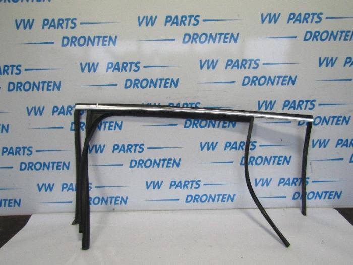 Sierstrip van een Volkswagen Touran, Gebruikt, -, Volkswagen, -