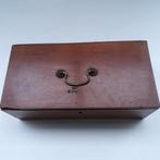Antiek houten kistje. 33 x 16 x 10 cm., Antiek en Kunst, Ophalen of Verzenden