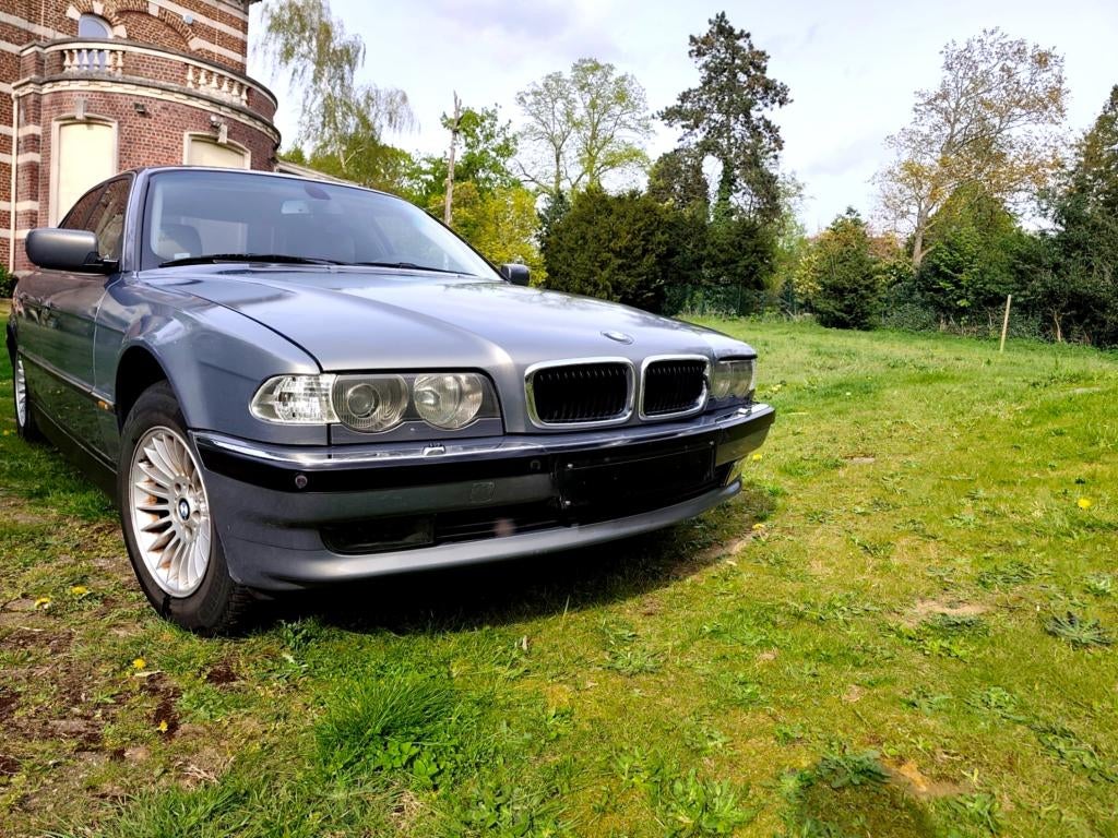 BMW 728i E38 2001 – Suivi complet +8000€ – LPG – CarPass !, Cuir, Argent ou Gris, Achat, 6 cylindres