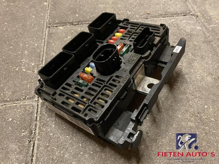 Zekeringkast  motorruimte Citroen C4 9658539680 6500CK L06, Autos : Pièces & Accessoires, Électronique & Câbles, Citroën, Utilisé