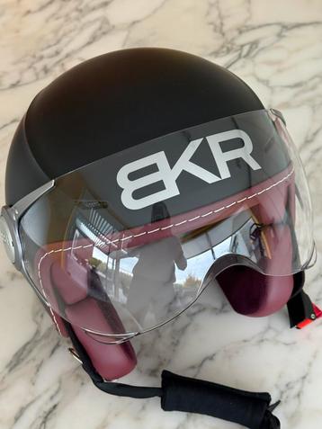 Helm bkr medium 57 58 cm nieuw beschikbaar voor biedingen