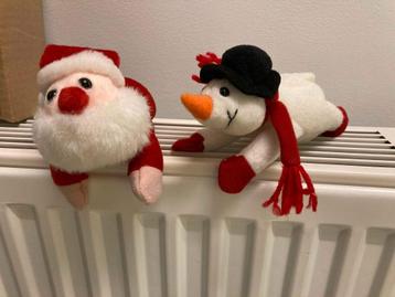 kerstmannetje en sneeuwpopje magnetisch  beschikbaar voor biedingen