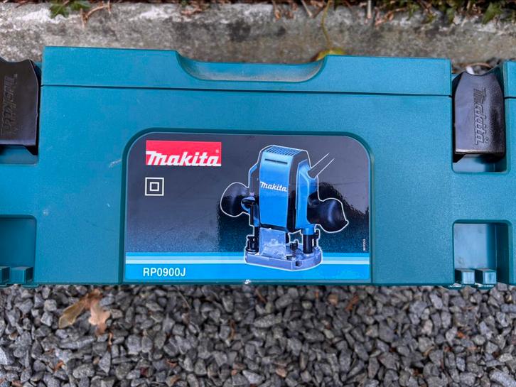 Makita RP0900J Bovenfrees in Mbox - 900W - 8mm NIEUW, Doe-het-zelf en Bouw, Gereedschap | Freesmachines, Bovenfrees, Ophalen