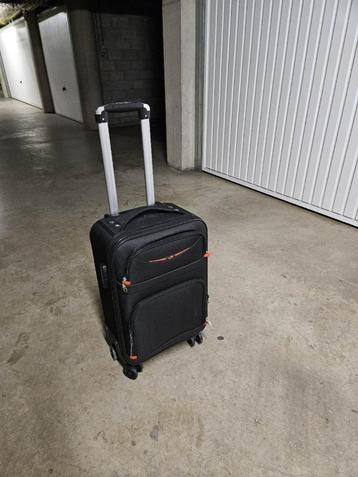 New Trolley cabine handbagage valise verlaagd 15 EUR.