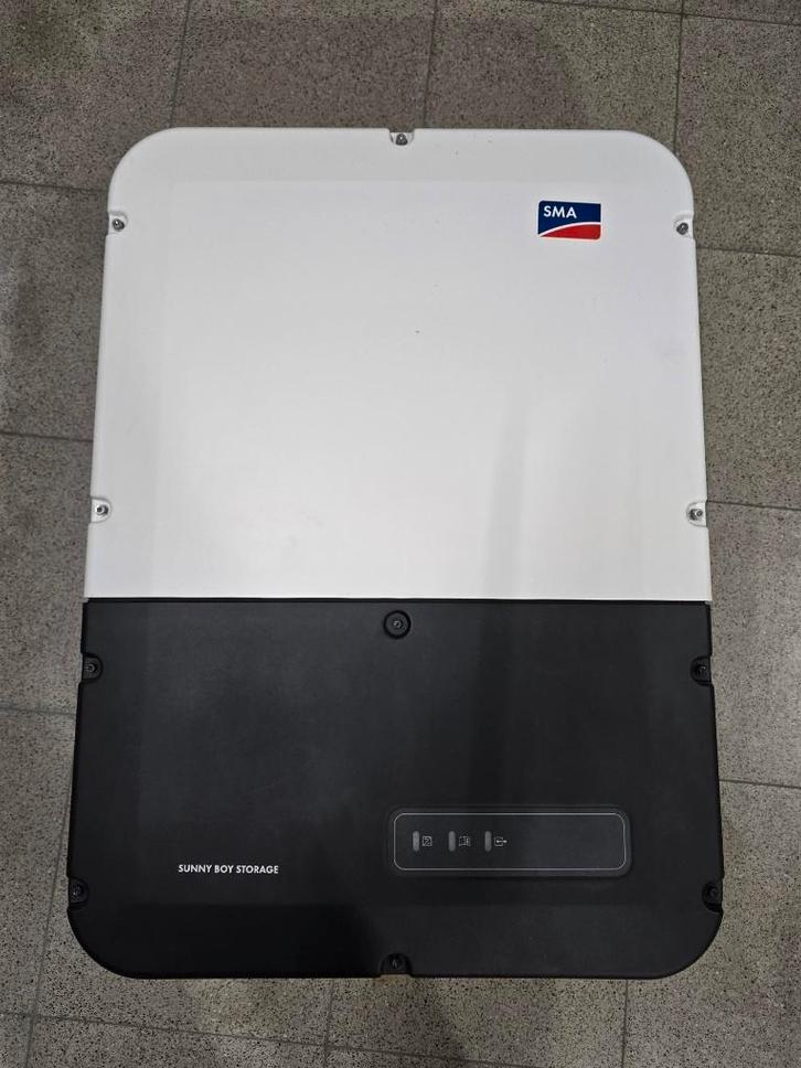 Sunny Boy Storage 5.0 battery omvormer, Doe-het-zelf en Bouw, Zonnepanelen en Toebehoren, Zo goed als nieuw, Compleet systeem