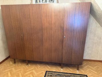 Vintage kleerkast met 4 deuren (retro) beschikbaar voor biedingen