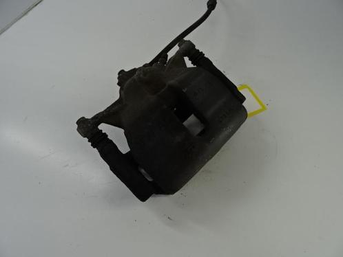 REMKLAUW LINKS VOOR Seat Leon (5FB) (01-2012/08-2020), Auto-onderdelen, Remmen en Aandrijving, Seat, Gebruikt