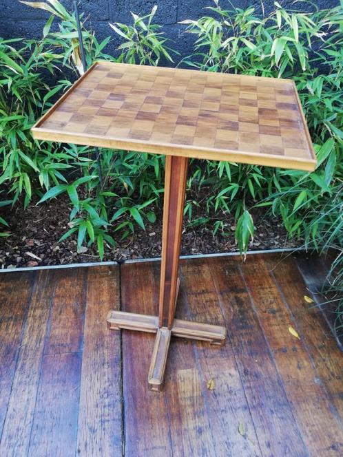 Art Deco tafeltje voor presentatie eyecatcher of visitekaart, Antiek en Kunst, Curiosa en Brocante, Ophalen