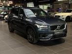 Volvo XC90 2.0 T8 4WD Inscription 7PL BOWERS & WILKINS | PAN, Auto's, Stof, Gebruikt, 288 kW, Blauw
