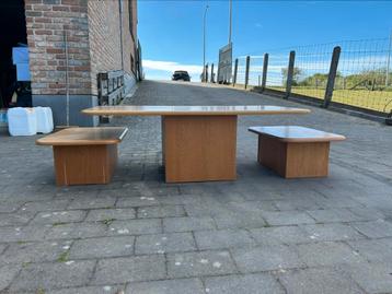 Houten salontafel 3 onderdelen beschikbaar voor biedingen