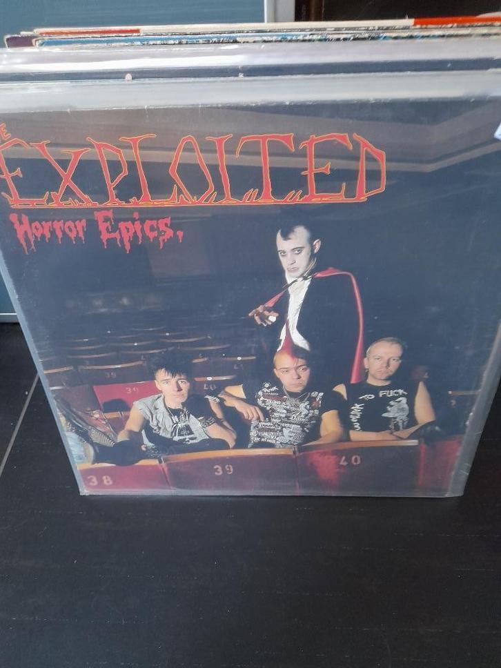 lp - the exploited - horror epics - vak 5, Cd's en Dvd's, Vinyl | Hardrock en Metal, Gebruikt, Ophalen of Verzenden