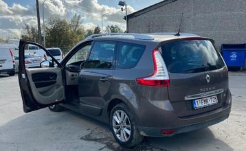 Renault Scénic  disponible aux enchères