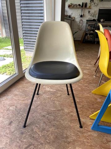 Fibre de verre Vitra Herman Miller DSX