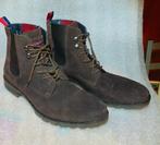 Paire de chaussures Tommy Hilfiger en Daim , taille 44, Ophalen of Verzenden, Zo goed als nieuw