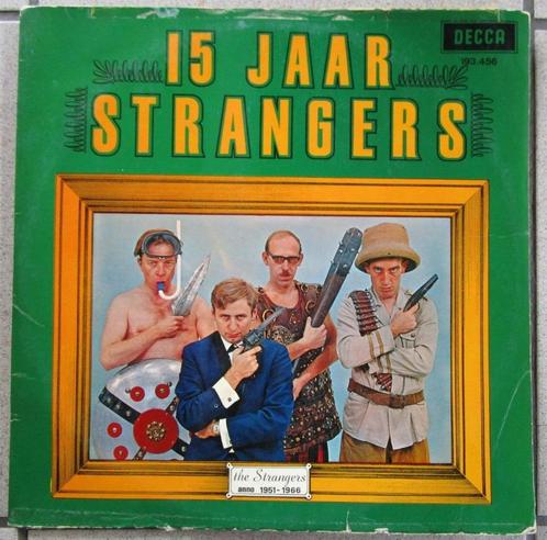 Elpee 15 JAAR STRANGERS anno 1951-1966 vinylplaat, Cd's en Dvd's, Vinyl | Nederlandstalig, Gebruikt, Levenslied of Smartlap, Overige formaten