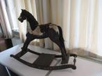 Heel oud houten schommelpaard paard in hout vintage speelgoe, Ophalen