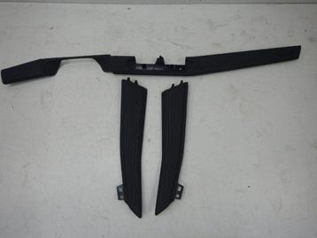 VW Tiguan 571 Inleg Dashboard Armsteun Leer Leder Stiksel 57 beschikbaar voor biedingen