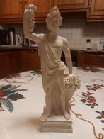 beeldje in een soort steen materiaal niet gekend, Enlèvement