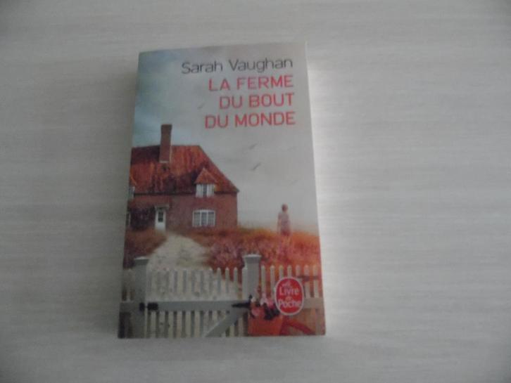LA FERME DU BOUT DU MONDE        SARAH   VAUGHAN, Boeken, Romans, Zo goed als nieuw, Europa overig, Ophalen of Verzenden