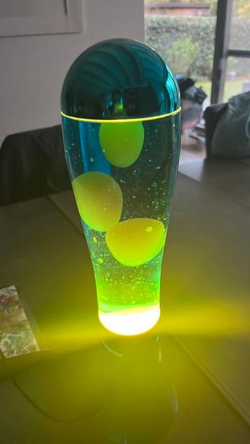 Lavalamp  beschikbaar voor biedingen
