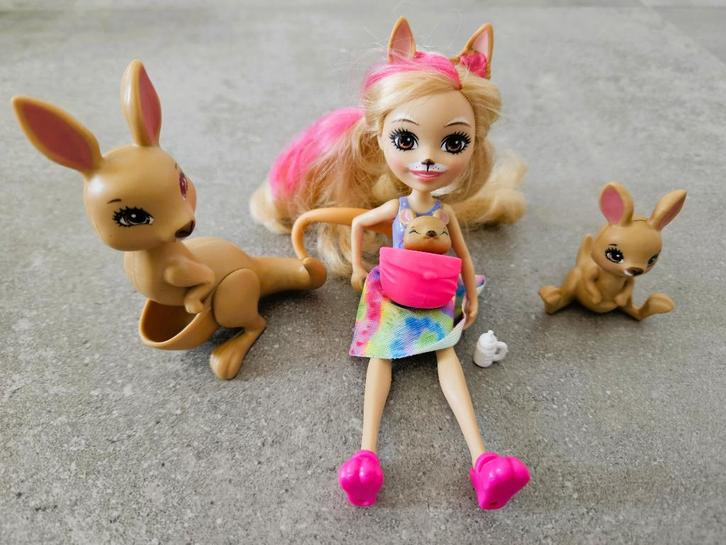 Enchantimals Kamilla Kangeroe, Kinderen en Baby's, Speelgoed | Poppen, Zo goed als nieuw, Overige typen, Ophalen