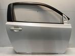 PORTIER RECHTS VOOR Toyota iQ (01-2009/12-2015), Gebruikt, Rechts, Toyota, Deur