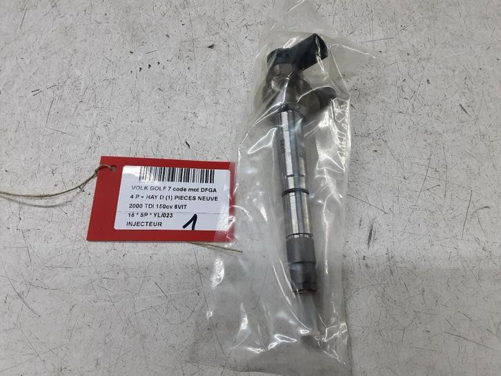 INJECTOR BRANDSTOF Volkswagen Golf VII (AUA) (04L130277AC), Auto-onderdelen, Brandstofsystemen, Volkswagen, Gebruikt