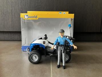 Bruder 63010 Bworld Politie Quad met Agente beschikbaar voor biedingen