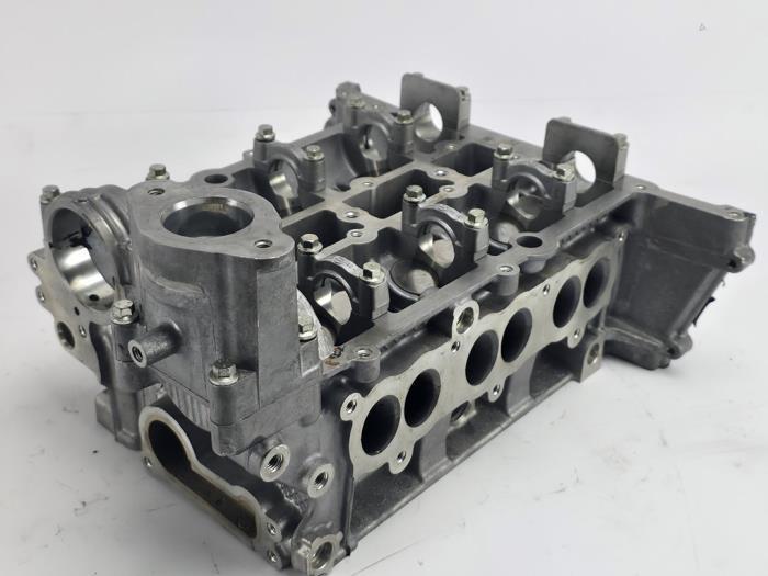 Cilinderkop van een Ford Grand C-Max, Auto-onderdelen, Motor en Toebehoren, Ford, Gebruikt, 6 maanden garantie, 12 maanden garantie