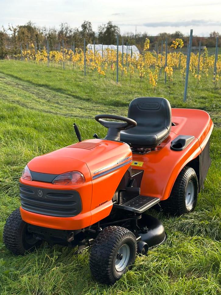 Husqvarna Zitmaaier – Kawasaki 21 pk motor, Tuin en Terras, Zitmaaiers, Zo goed als nieuw, 90 tot 120 cm, Elektrische starter