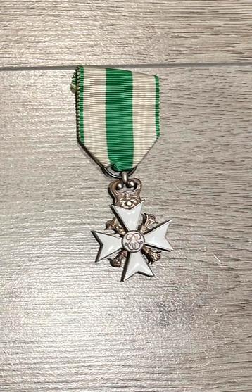 Médaille de la Croix civile de première classe, Enlèvement