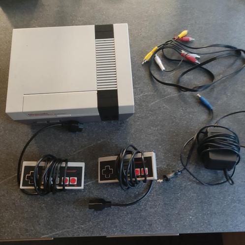 Nintendo NES complète avec câbles, testée et fonctionnelle (, Consoles de jeu & Jeux vidéo, Consoles de jeu | Nintendo NES, Utilisé