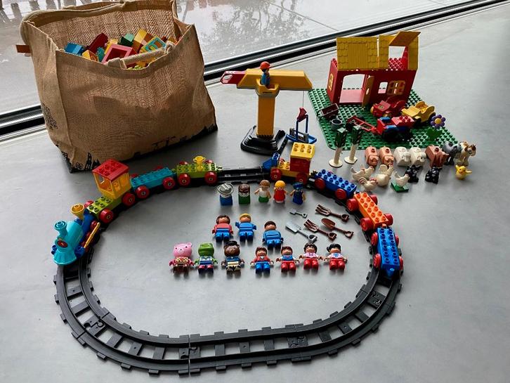 Grande collection de Duplo (incl. train, ferme, grue, etc.), Enfants & Bébés, Jouets | Duplo & Lego, Utilisé, Duplo, Enlèvement