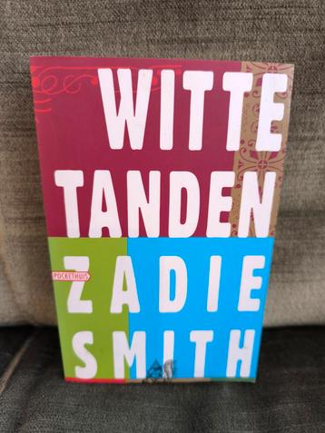 Witte tanden.   (Zadie Smith) beschikbaar voor biedingen