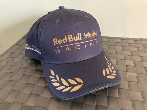 Max Verstappen 2021 World Champion pet Red Bull Racing, Verzamelen, Automerken, Motoren en Formule 1, Nieuw, Formule 1, Ophalen of Verzenden