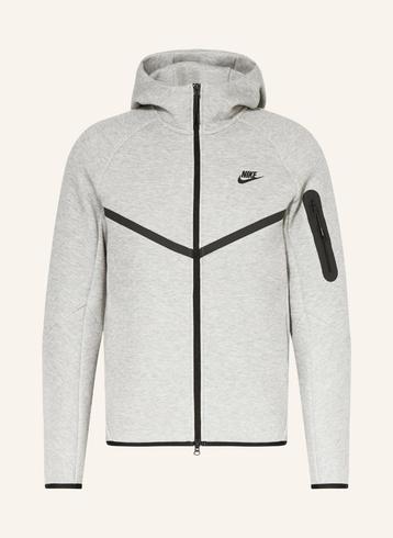 Nike Sportswear Tech Fleece Full-Zip Hoodie & Joggers Set beschikbaar voor biedingen