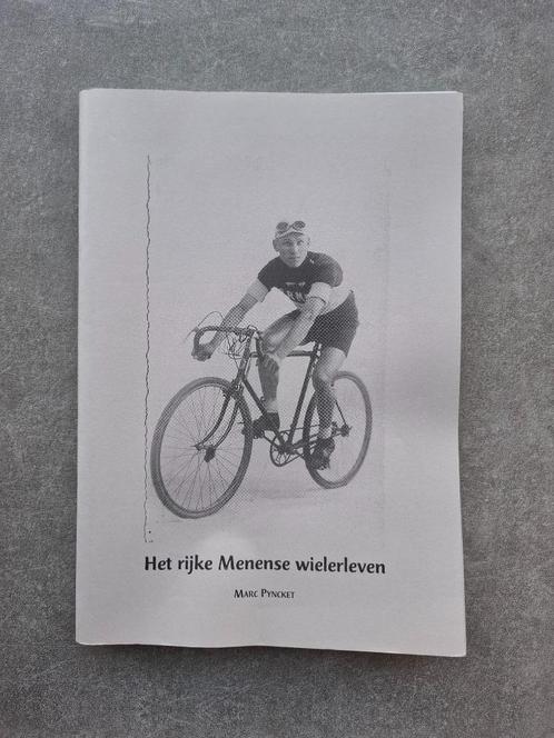 Het Rijke Menense wielerleven, Livres, Livres de sport, Utilisé, Course à pied et Cyclisme, Enlèvement ou Envoi