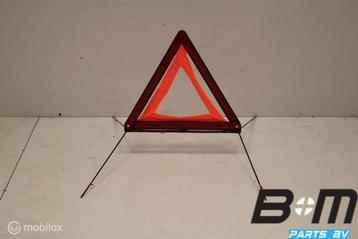 Gevarendriehoek Audi A6 4G 8T0860251 beschikbaar voor biedingen