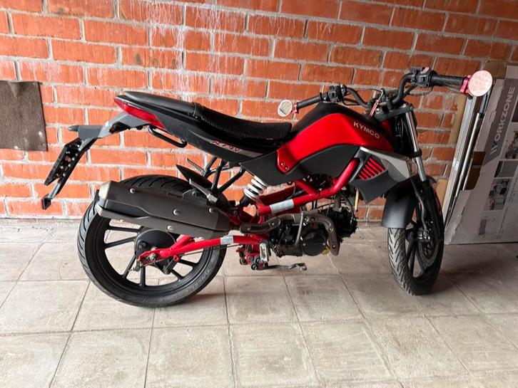 Brommer  125cc - schahkel, Fietsen en Brommers, Scooters | Overige merken, Zo goed als nieuw, Ophalen