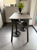 Bartafel met krukken, Ophalen, Zo goed als nieuw