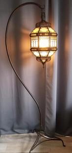 Très belle lampe orientale en fer forgé sur courant/bougie, Comme neuf, Enlèvement ou Envoi