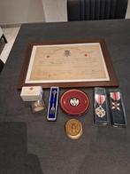 lot divers croix rouge Belgique diplome médailles cadeaux, Autres, Enlèvement ou Envoi, Ruban, Médaille ou Ailes