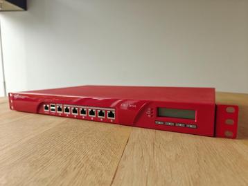 2x WatchGuard XTM 5 Series NC2AE8 beschikbaar voor biedingen